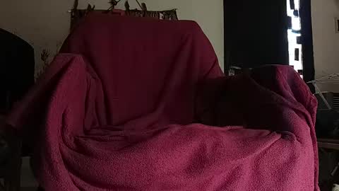 z_y_ro online show from 04/17/26, 11:46