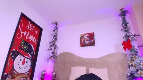 Zoe  online show from 12/15/25, 03:00