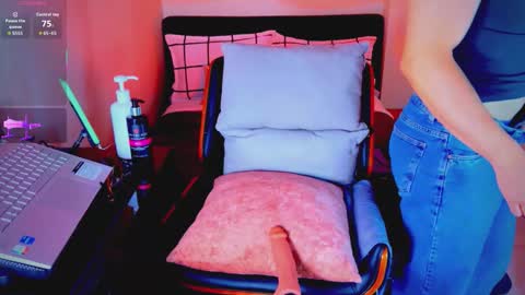 Snapshot of zac_dass chatting on 02/09/26, 10:25 ZAC online show from 02/09/26, 10:25