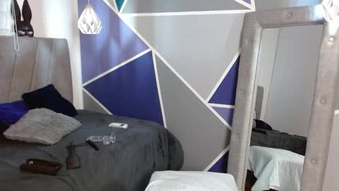 Zack  online show from 11/04/25, 06:56