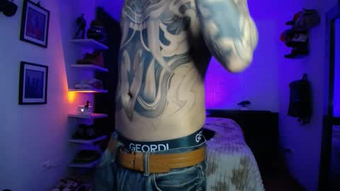 zac_muller1 online show from 03/26/26, 10:10