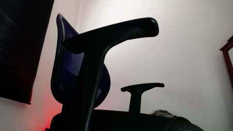 Zac Freelance model online show from 04/16/26, 03:46