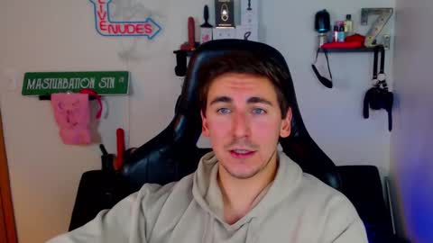 Zach Rhyder online show from 12/20/24, 03:25