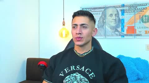 zachpri20 online show from 01/05/25, 07:38