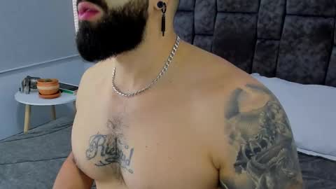 Richard online show from 02/12/25, 02:10