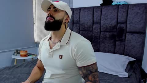 Richard online show from 02/13/25, 03:35