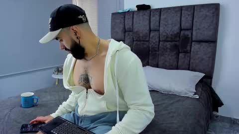 Richard online show from 02/18/25, 02:38