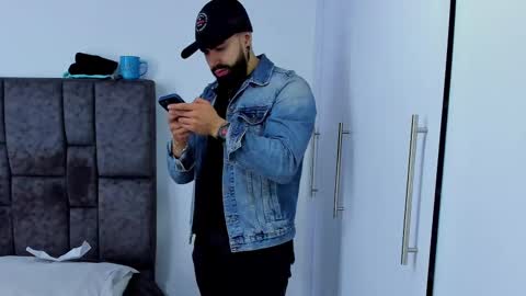 Richard online show from 02/20/25, 05:07