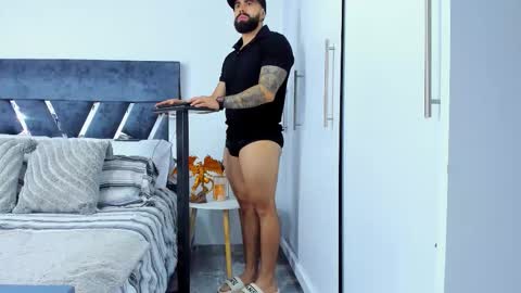 Snapshot of zack_froone chatting on 02/05/26, 01:05 Richard online show from 02/05/26, 01:05