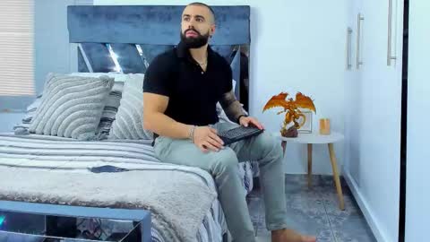 Snapshot of zack_froone chatting on 02/16/26, 01:51 Richard online show from 02/16/26, 01:51