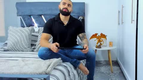 Snapshot of zack_froone chatting on 02/23/26, 02:14 Richard online show from 02/23/26, 02:14