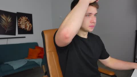 ZACK GILLIAN online show from 05/08/26, 08:36