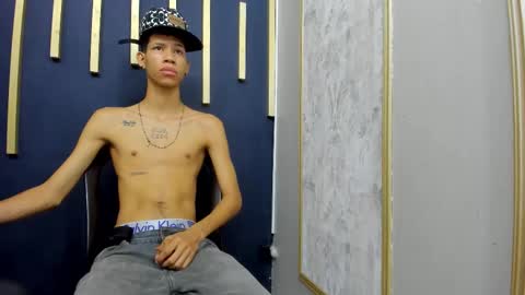 Snapshot of zack_horny19 chatting on 09/12/25, 12:05 Zack online show from 09/12/25, 12:05