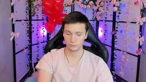 Snapshot of zackhandsome chatting on 02/14/25, 01:08 Zack online show from 02/14/25, 01:08