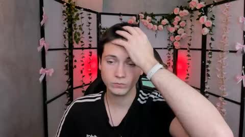 Snapshot of zackhandsome chatting on 02/18/25, 12:39 Zack online show from 02/18/25, 12:39