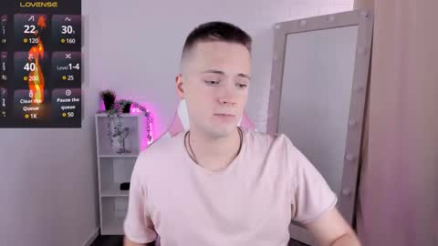 Snapshot of zackhandsome chatting on 02/25/25, 12:13 Zack online show from 02/25/25, 12:13