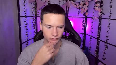 Snapshot of zackhandsome chatting on 09/22/25, 05:20 Zack online show from 09/22/25, 05:20