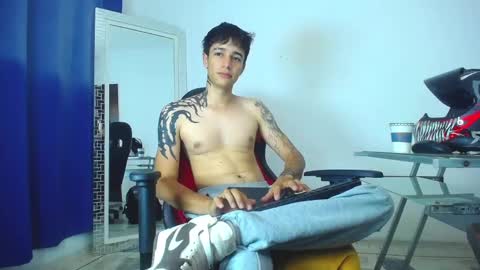 zack online show from 01/10/25, 11:39