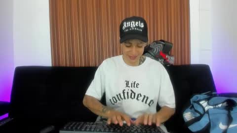 zack online show from 02/20/25, 08:58