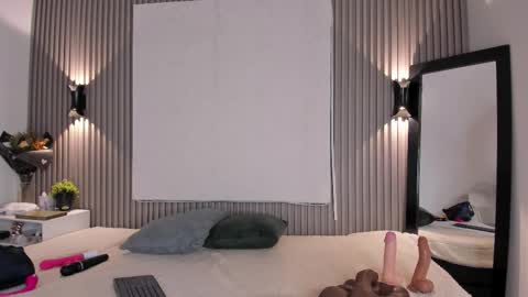 zafira online show from 12/19/25, 03:57