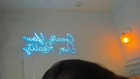 Zafiro  online show from 03/26/26, 08:03