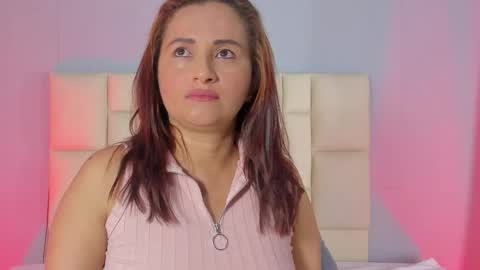 Zafiro Brown online show from 12/15/25, 09:24