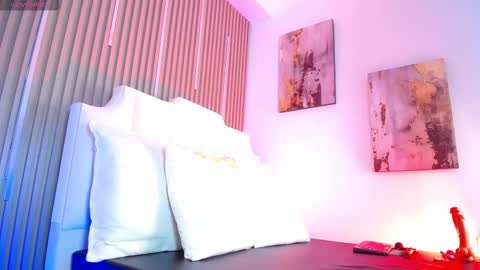 Zafiro online show from 03/17/26, 05:00