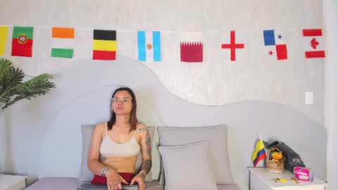 Zafiro and Amber online show from 06/27/26, 02:12