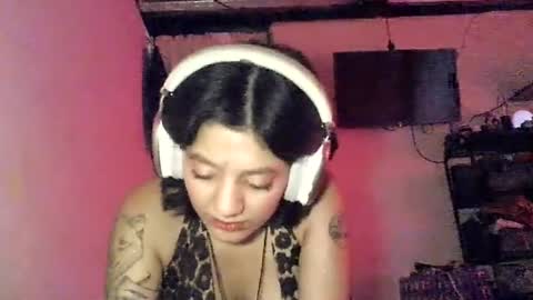 Snapshot of zafiro_rubi chatting on 07/28/26, 03:21 Zafiro online show from 07/28/26, 03:21