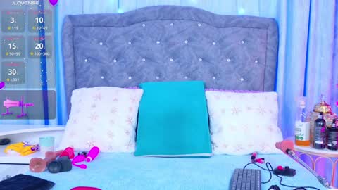 Zafiro online show from 12/24/24, 11:49