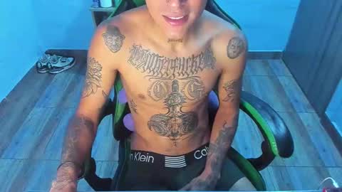 Snapshot of zafirocum chatting on 12/02/25, 12:21 BiG Zafiro online show from 12/02/25, 12:21