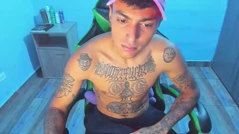 BiG Zafiro online show from 12/17/25, 12:44