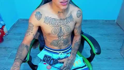 BiG Zafiro online show from 02/17/26, 01:51