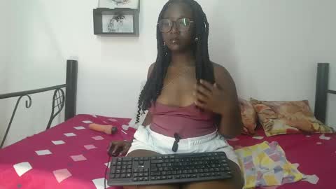 Snapshot of zahhysims chatting on 12/27/24, 11:17 zahhy online show from 12/27/24, 11:17