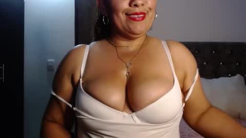 Zahi ... wants to play with everyone...yessss online show from 09/20/25, 12:33