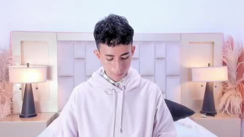 zahir_ashar online show from 05/01/26, 12:21