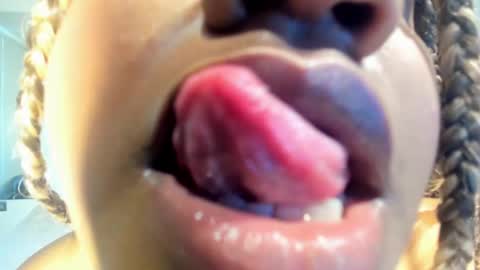 zahra_rose online show from 09/10/25, 08:53