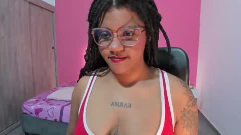zahra_rose online show from 11/21/25, 08:29