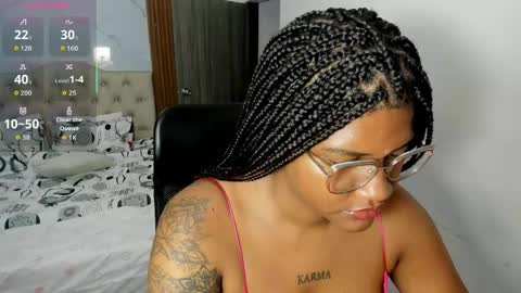 Snapshot of zahra_rose chatting on 04/22/26, 10:50 zahra_rose online show from 04/22/26, 10:50