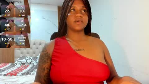 Snapshot of zahra_rose chatting on 07/11/26, 08:33 zahra_rose online show from 07/11/26, 08:33