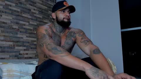 INSTAGRAM yormanfit7 online show from 02/14/25, 01:02