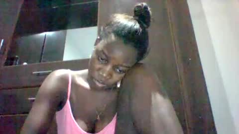 Snapshot of zainxxxx chatting on 05/11/26, 05:43 zainxxxx online show from 05/11/26, 05:43