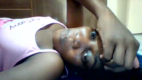 Snapshot of zainxxxx chatting on 05/26/26, 10:33 zainxxxx online show from 05/26/26, 10:33
