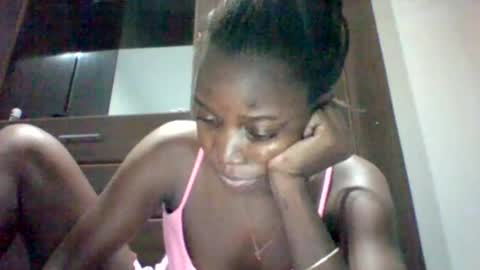 Snapshot of zainxxxx chatting on 06/12/26, 10:41 zainxxxx online show from 06/12/26, 10:41