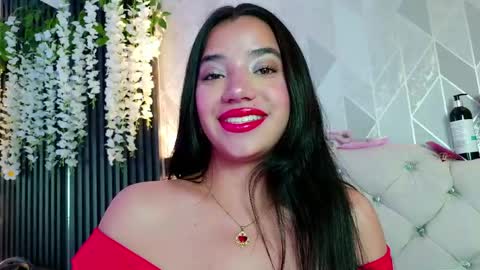 Snapshot of zaira_bonny chatting on 06/06/26, 09:52 Zaira Bonny online show from 06/06/26, 09:52