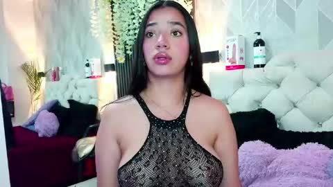 Snapshot of zaira_bonny chatting on 06/18/26, 03:05 Zaira Bonny online show from 06/18/26, 03:05