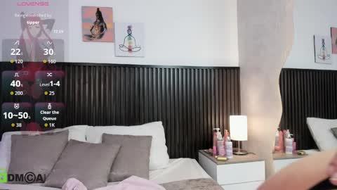 zaira online show from 04/04/26, 12:02