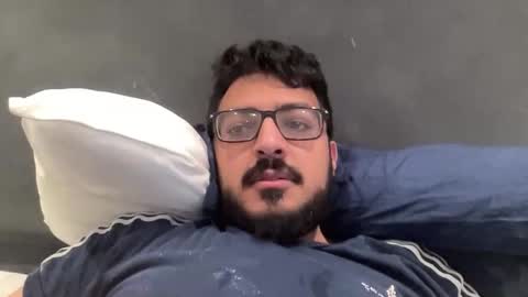 Snapshot of zakariyarashid545 chatting on 09/15/25, 10:59 Zak27 online show from 09/15/25, 10:59