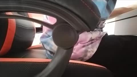 zeon online show from 10/17/25, 09:12