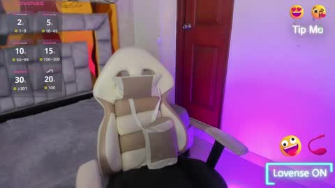 Snapshot of zalika__ chatting on 05/19/26, 10:16 online show from 05/19/26, 10:16